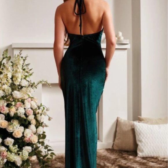 Velvet Crossed-tie Halter with Centered Ruched Slit - Picture 3 of 3